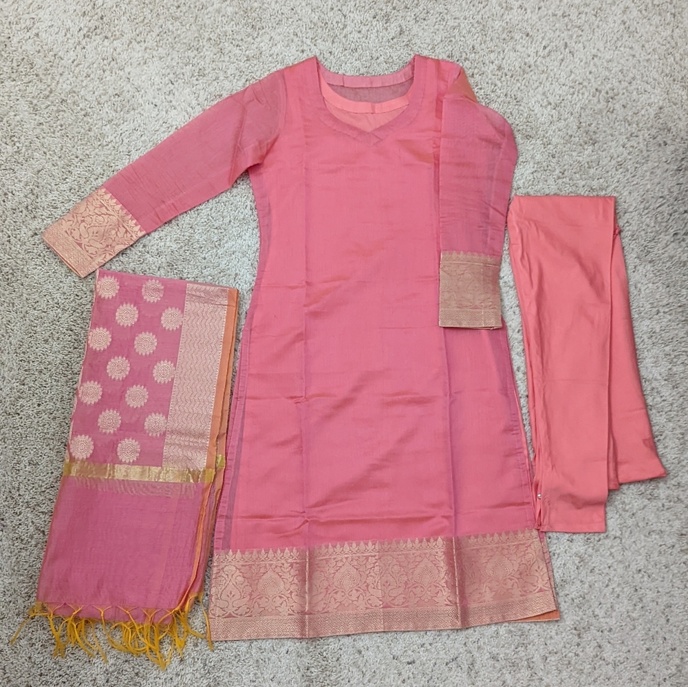 Banarasi Kameez